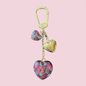 Louis Vuitton Leopard Heart Bag Charm Key Holder Rouge Fauviste